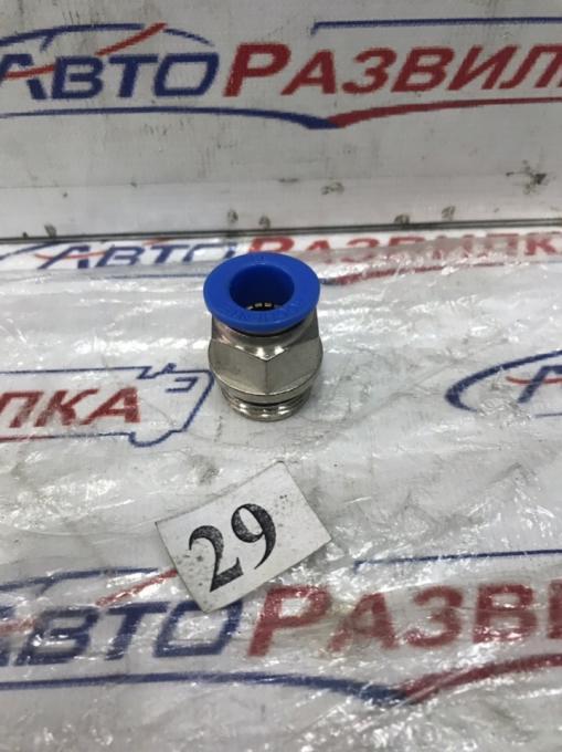 Соединитель трубок наружная резьба 12мм М22х1,75  (6125)