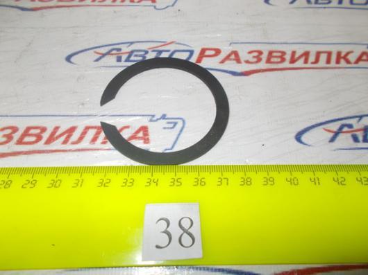 Кольцо стопорное полуоси МАЗ 400452